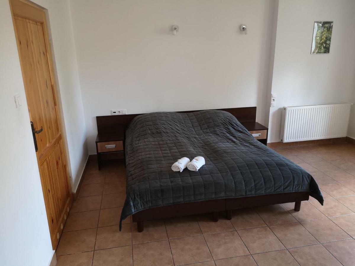 Dom Turysty "Tramp" Hotel Bukowno ภายนอก รูปภาพ